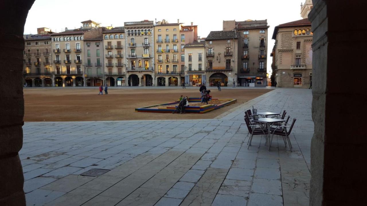 Vicus 2 Con Vistas A La Plaza Mayor De * Vic