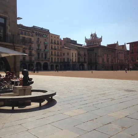 Apartaments Vicus 2 Con Vistas A La Plaza Mayor De Vic Exterior photo